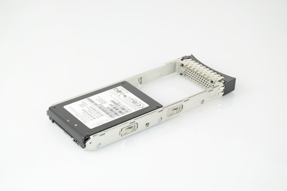 IBM 2072-AL82 7.6TB 2.5 inch 12Gb/s Flash Drive